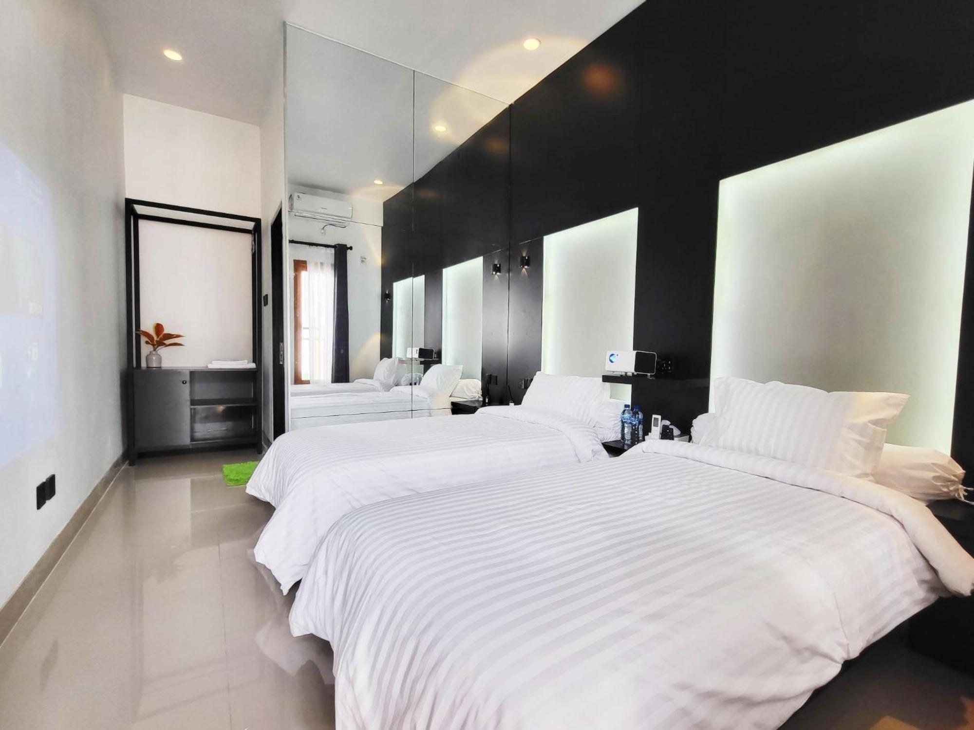 Cabin15 - Syariah Blitar Экстерьер фото