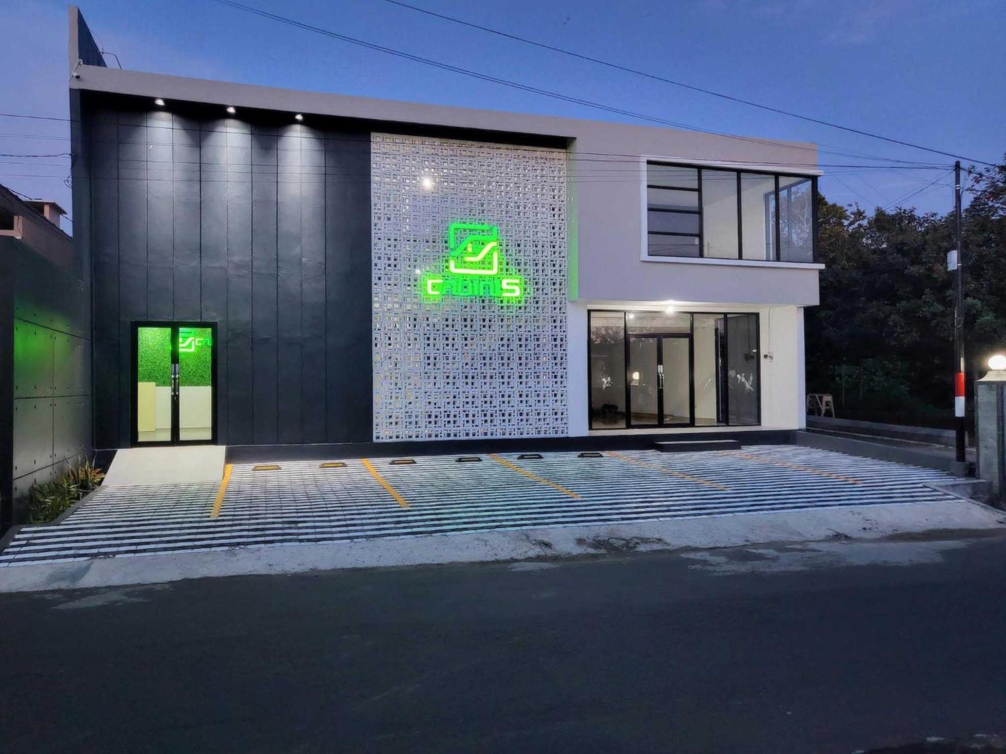 Cabin15 - Syariah Blitar Экстерьер фото