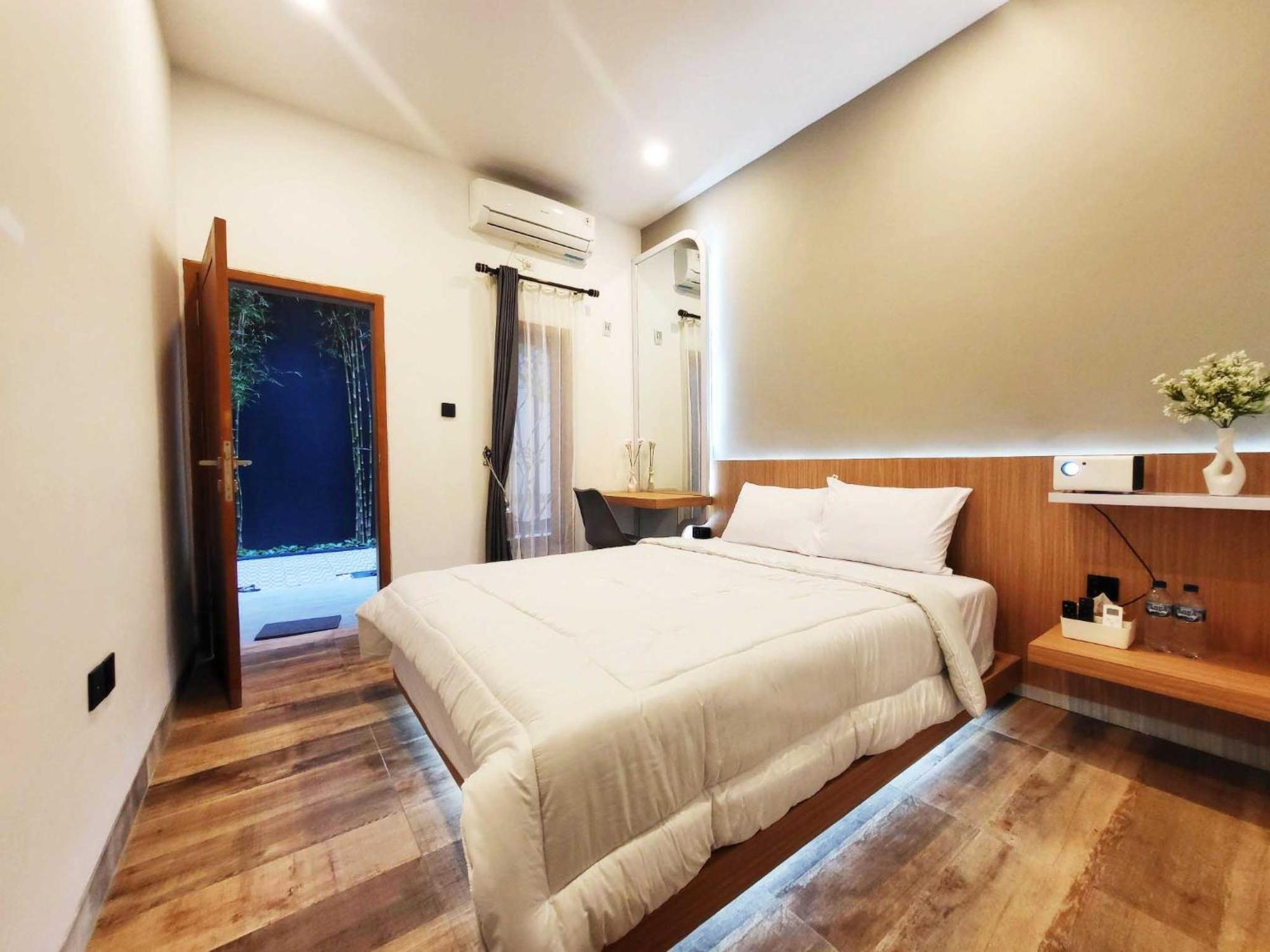 Cabin15 - Syariah Blitar Экстерьер фото