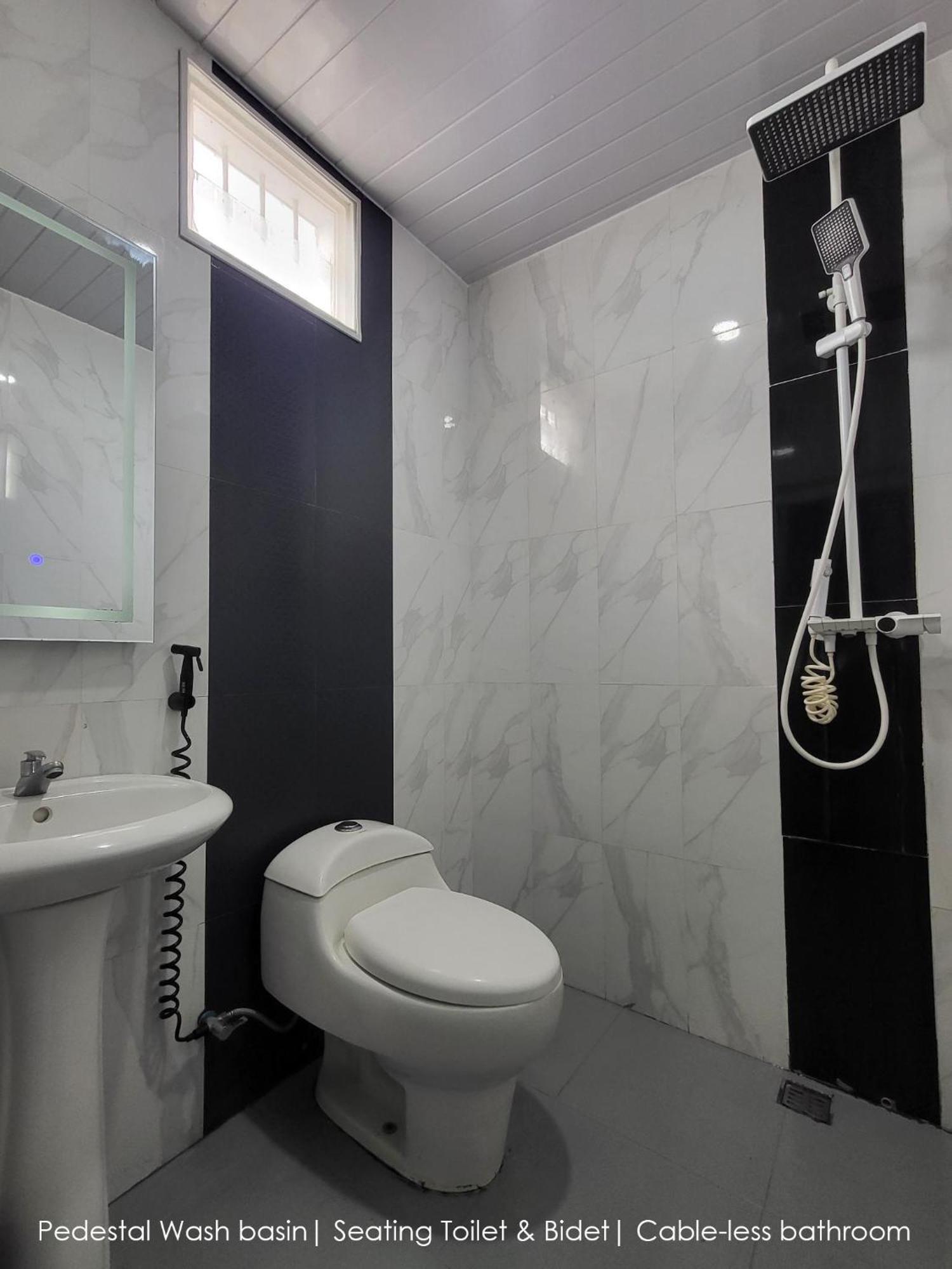 Cabin15 - Syariah Blitar Экстерьер фото